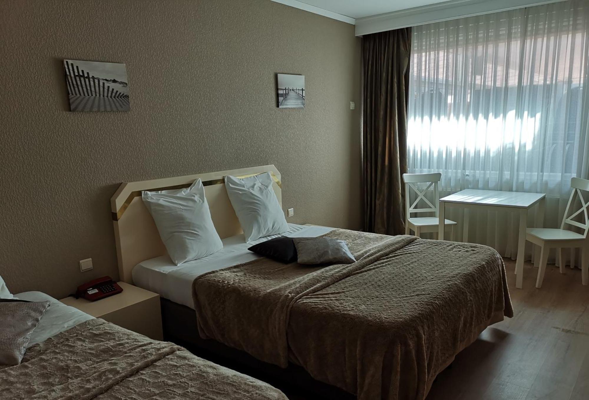 La Cote D'or Hotel Philippeville